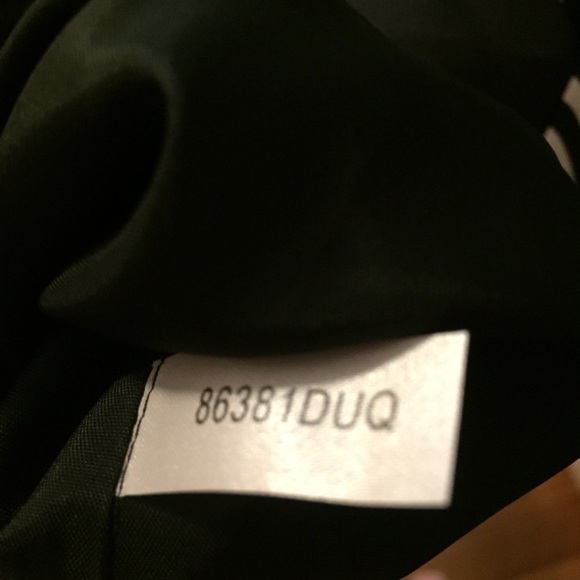 Harold’s Silk Strapless Black White Silk Flare includes detachable strap - Picture 10 of 10